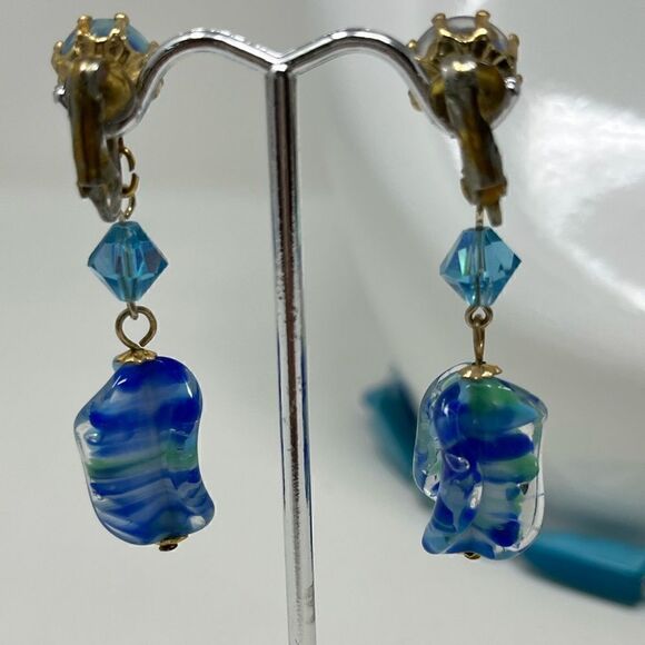 Vintage 1950’s blue, glass and crystal, necklace and clip on earring set. - Picture 5 of 12